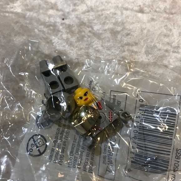New LEGO New Sandy Moondust Minifigure Astrobot Space NASA Rare 2002 Mini Figure - Picture 2 of 6